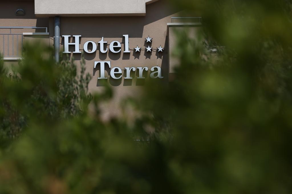 Hotel Terra Новалья Экстерьер фото